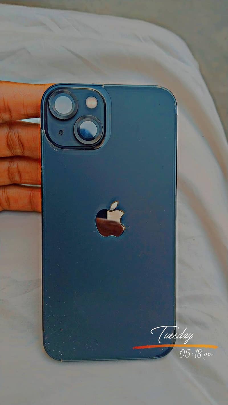 Apple iPhone 13 0