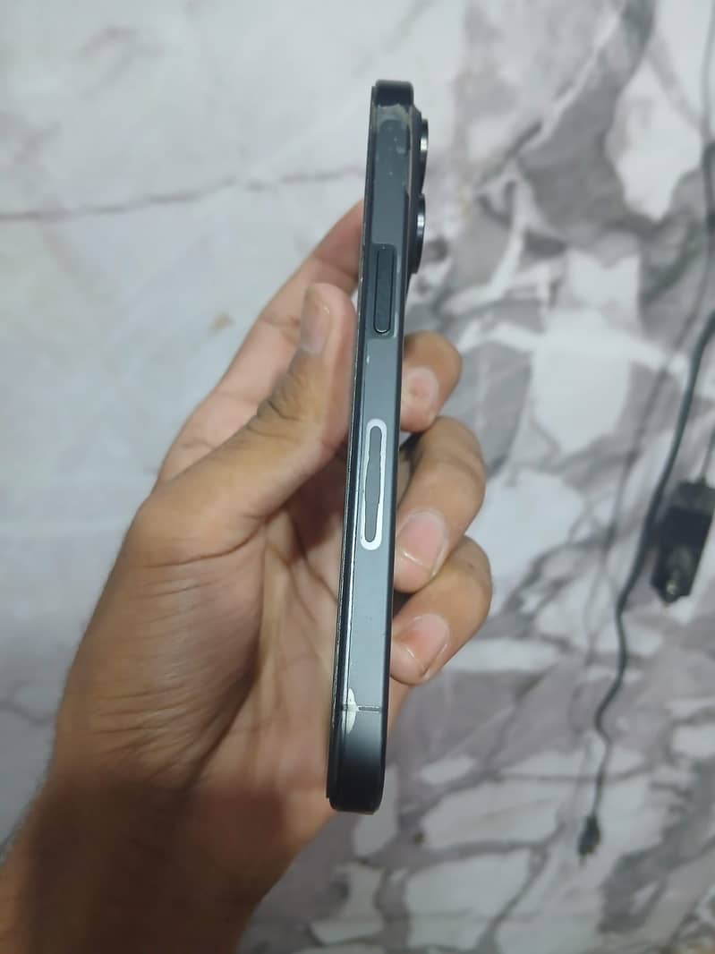 Apple iPhone 15 Pro 5