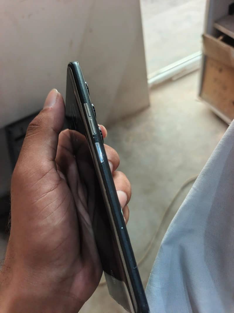Tecno CAMON 40 Pro 3