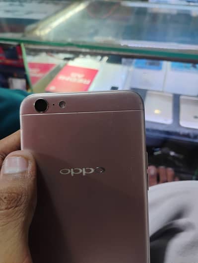 OPPO A57