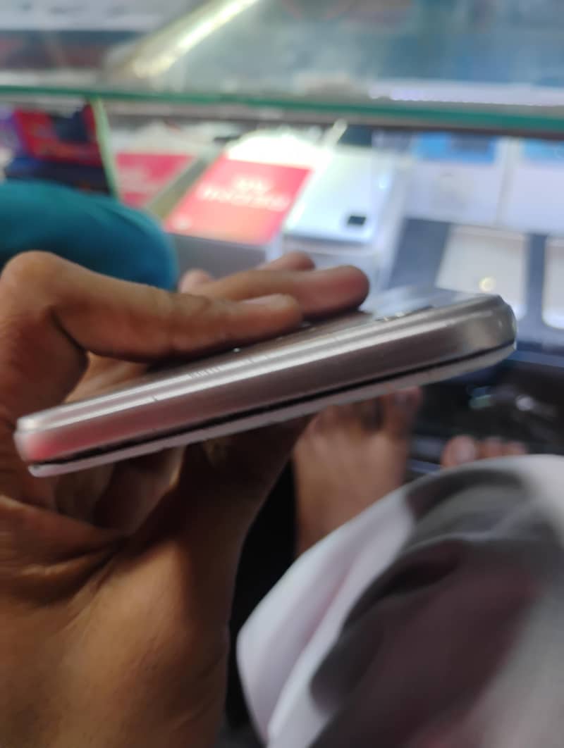 OPPO A57 2