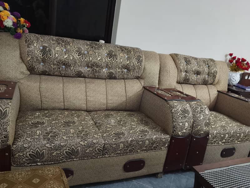 Amazing sofa set 1