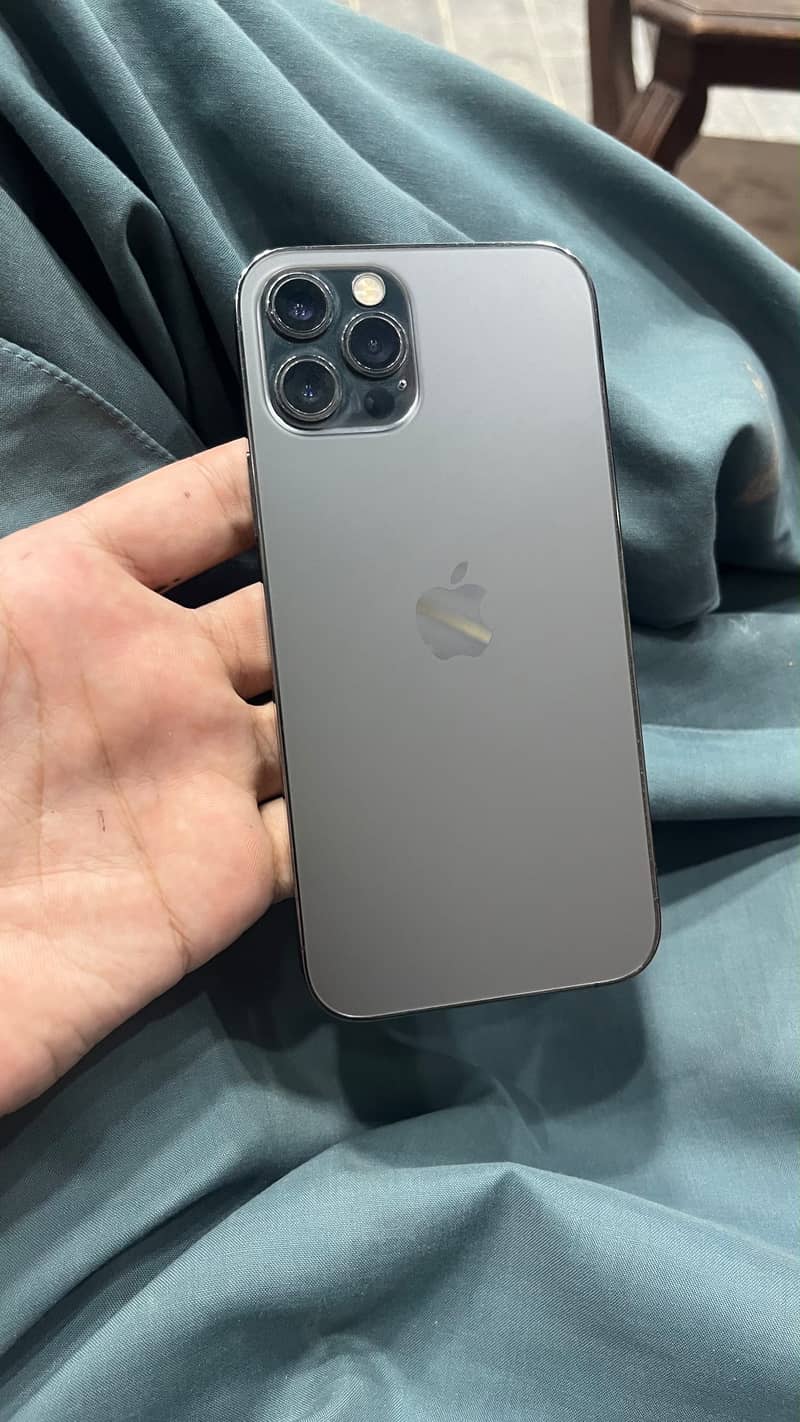 Apple iPhone 12 Pro 1