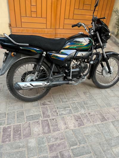 Honda Pridor 2022. Mint Condition.