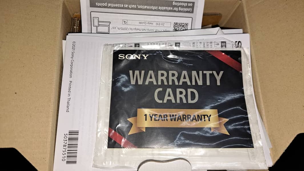 SONY ZV-E10 Mirrorless DSLR 1