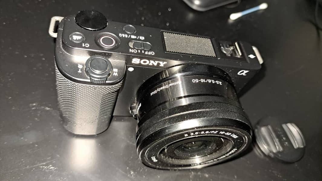 SONY ZV-E10 Mirrorless DSLR 3