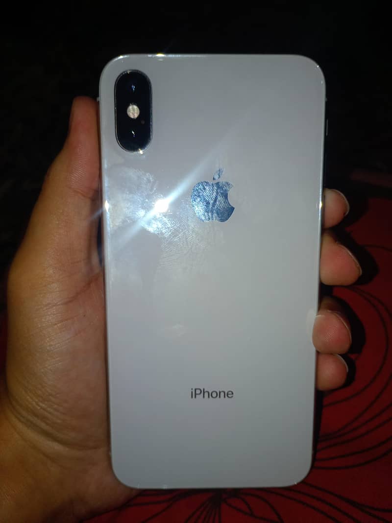Apple iPhone X 4