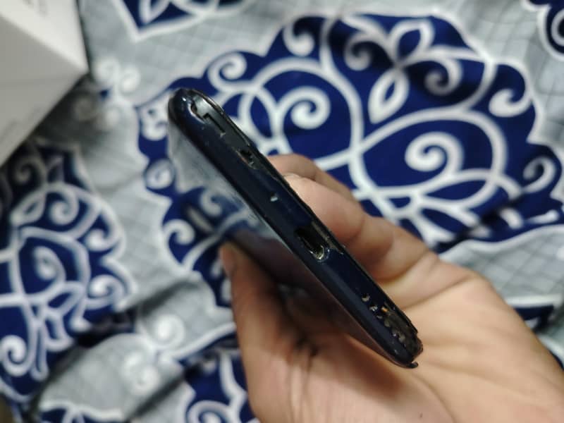 Honor 8C 2