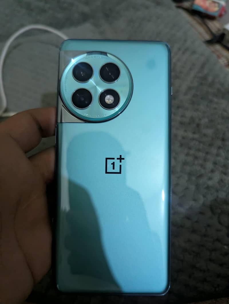 One Plus Ace 2 Pro 4