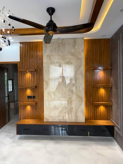 5marla Prime Location House Available for sale