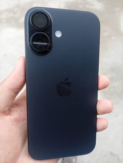 Apple iPhone 16