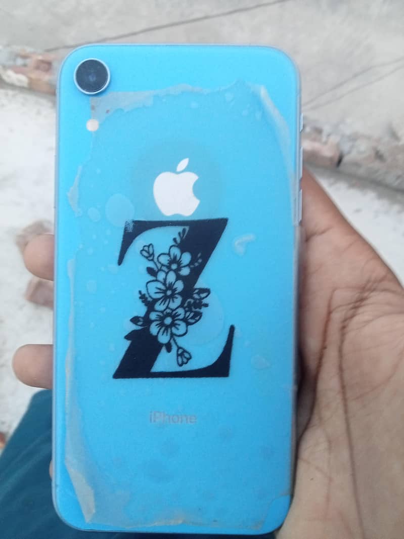 iPhone XR 0