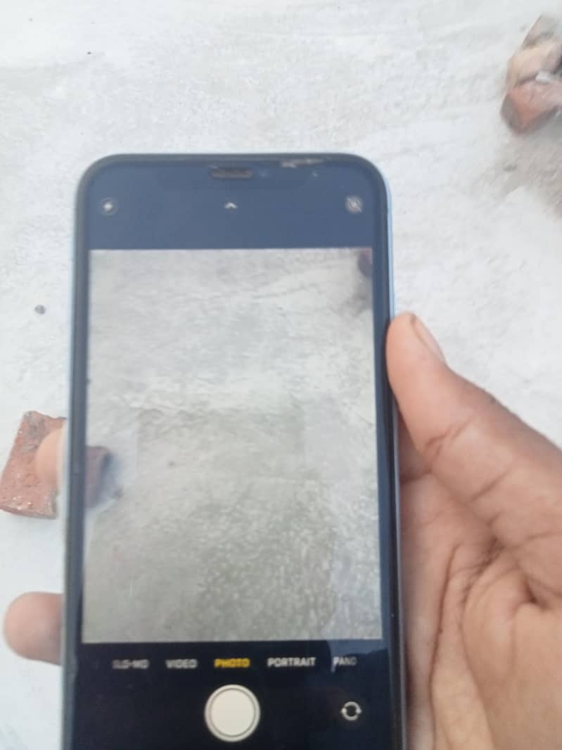 iPhone XR 1