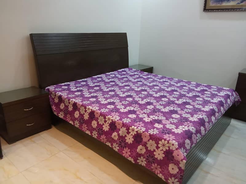 Bed Set with dressing 1