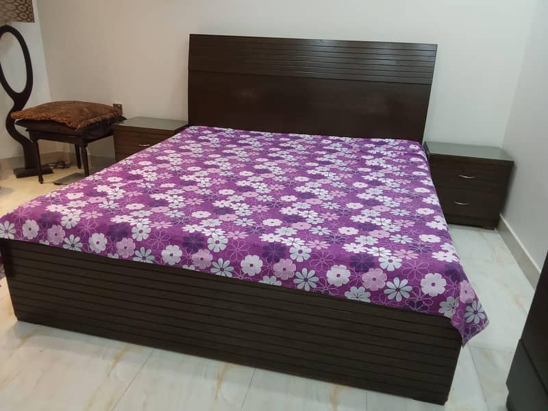 Bed Set with dressing 2