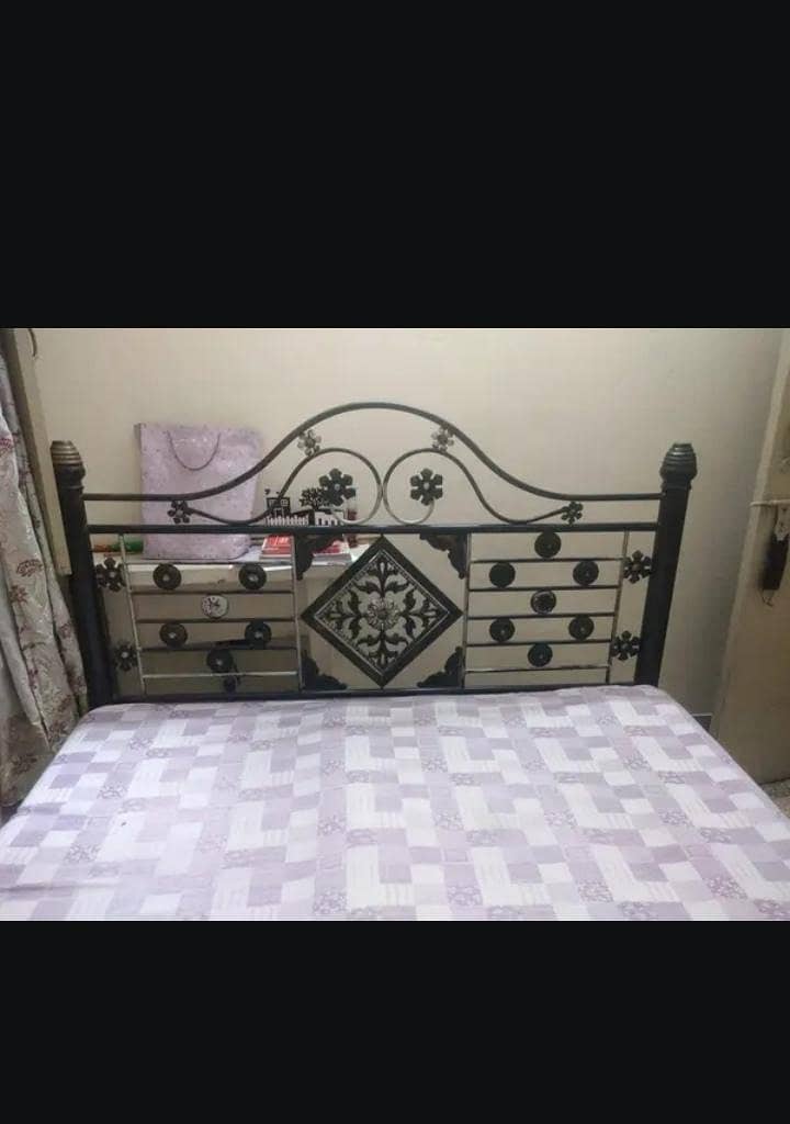 bed selling 2