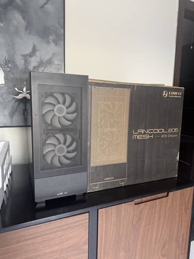 Lian Li LanCool 205 Mesh + 3 fans