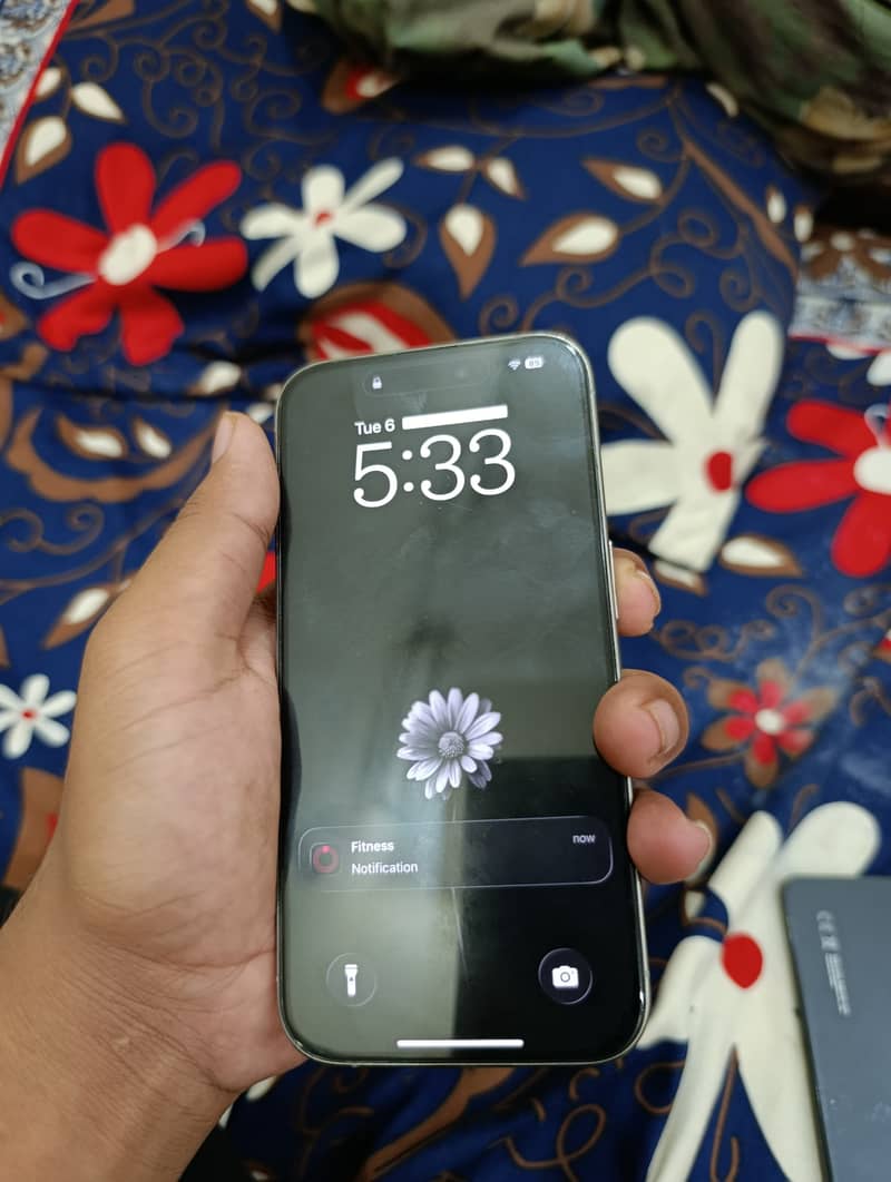 Apple iPhone 15 Pro 2