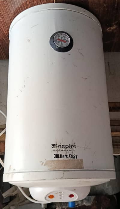 30 Liter solar & electric gezar new condition use ni howa ha