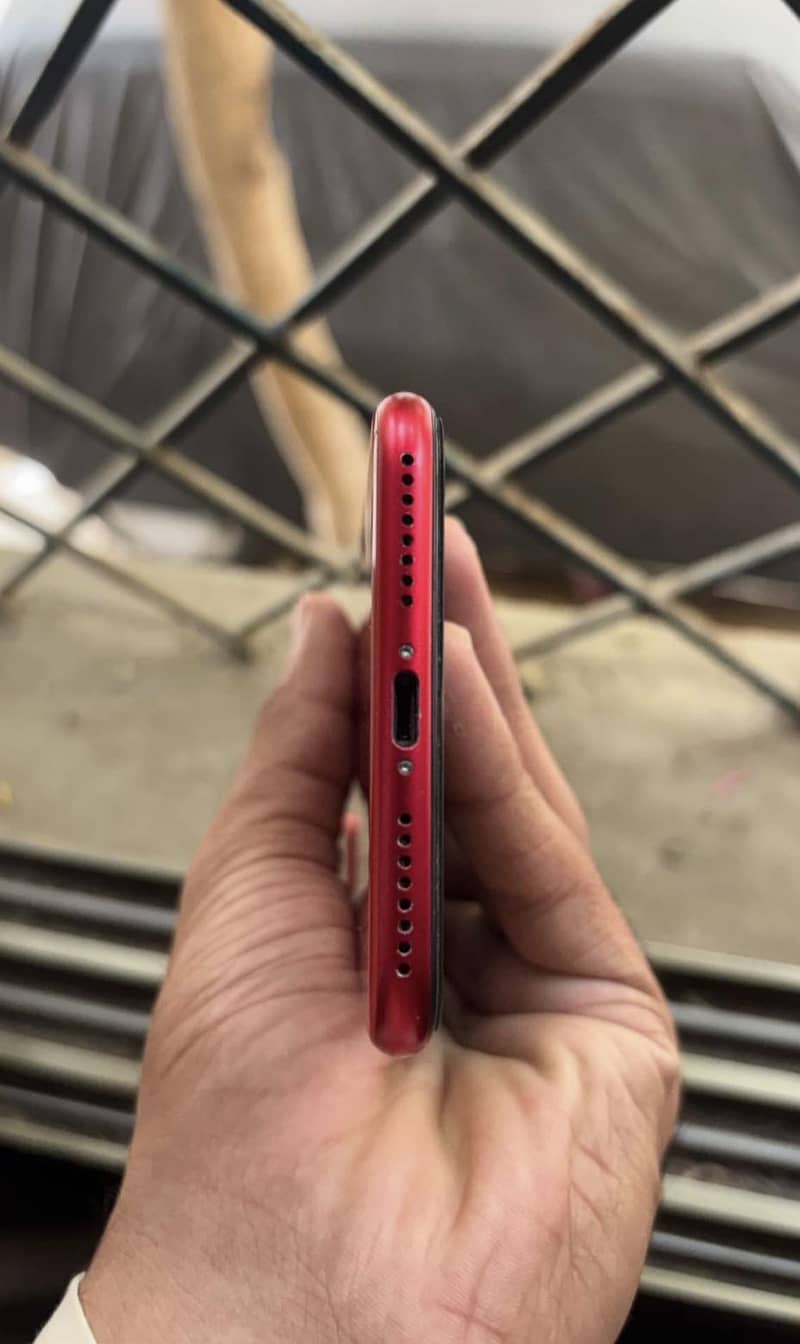 Apple iPhone 8 Plus 3