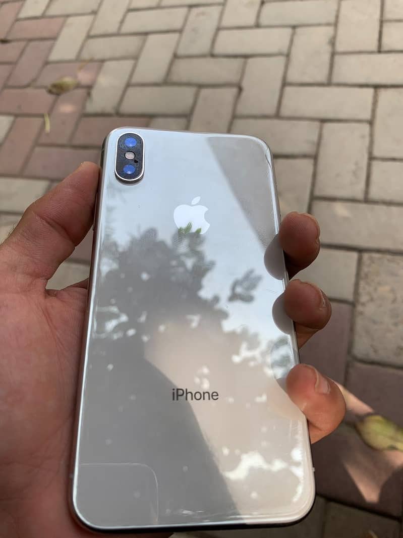 Apple iPhone X 3