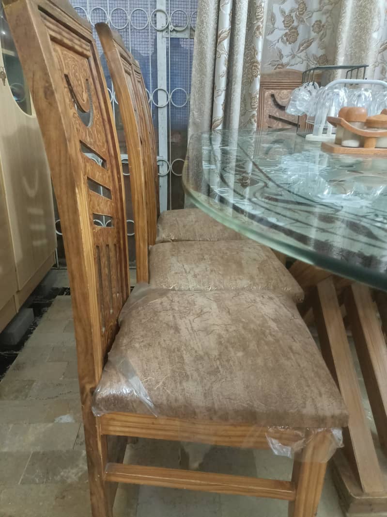 Dining table with 8 chairs 0