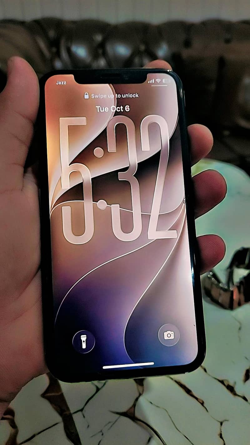 Apple iPhone 11 Pro 1