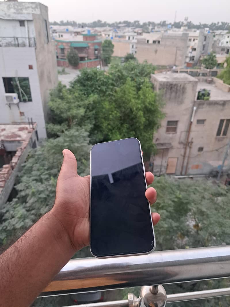 Apple iPhone 17 Pro Max 6