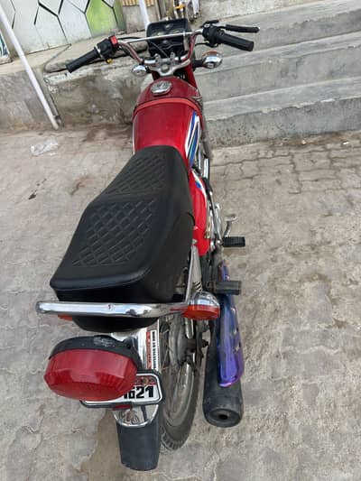 Engine sealed all genuine 2022 model
