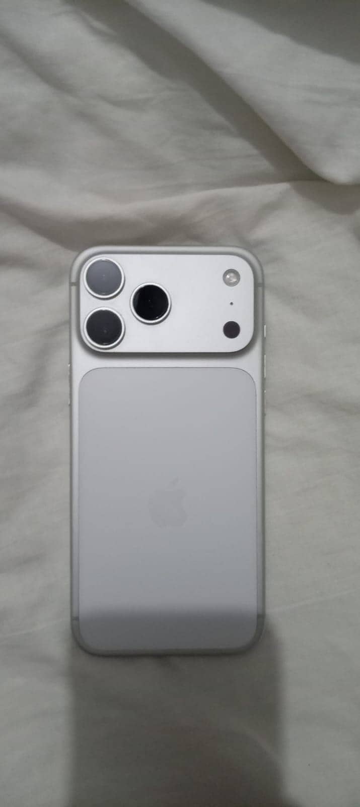 Apple iPhone 17 Pro Max 6