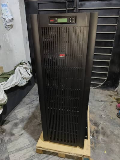 APC SRT 40KVA UPS | APC UPS | Pure sine Wave ups | Orignal APC UPS Box