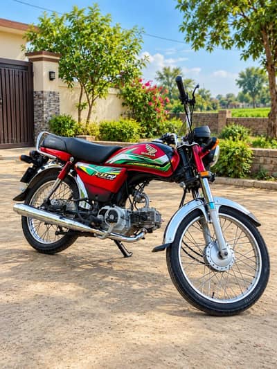Honda CD70 Red Colour