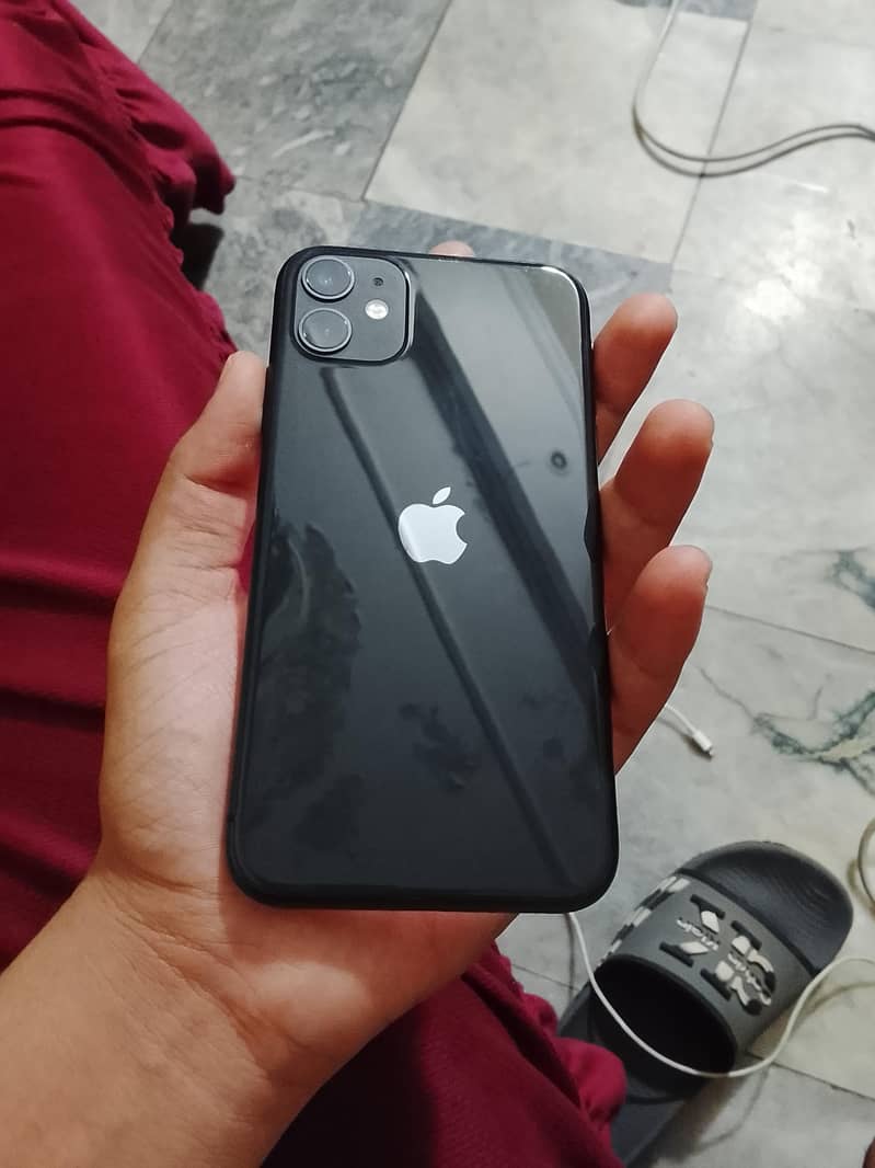 Apple iPhone 11 0