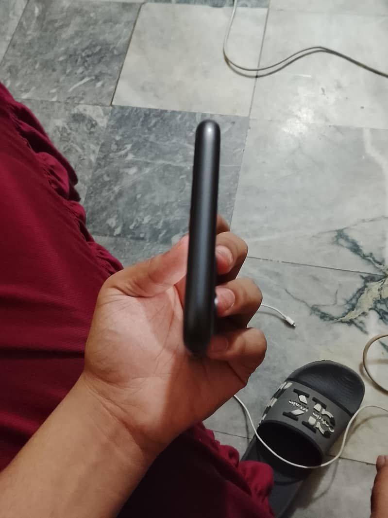 Apple iPhone 11 2