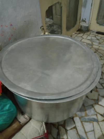 20 KG Pateela is for Sale