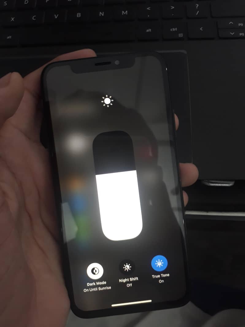 Apple iPhone XS 10
