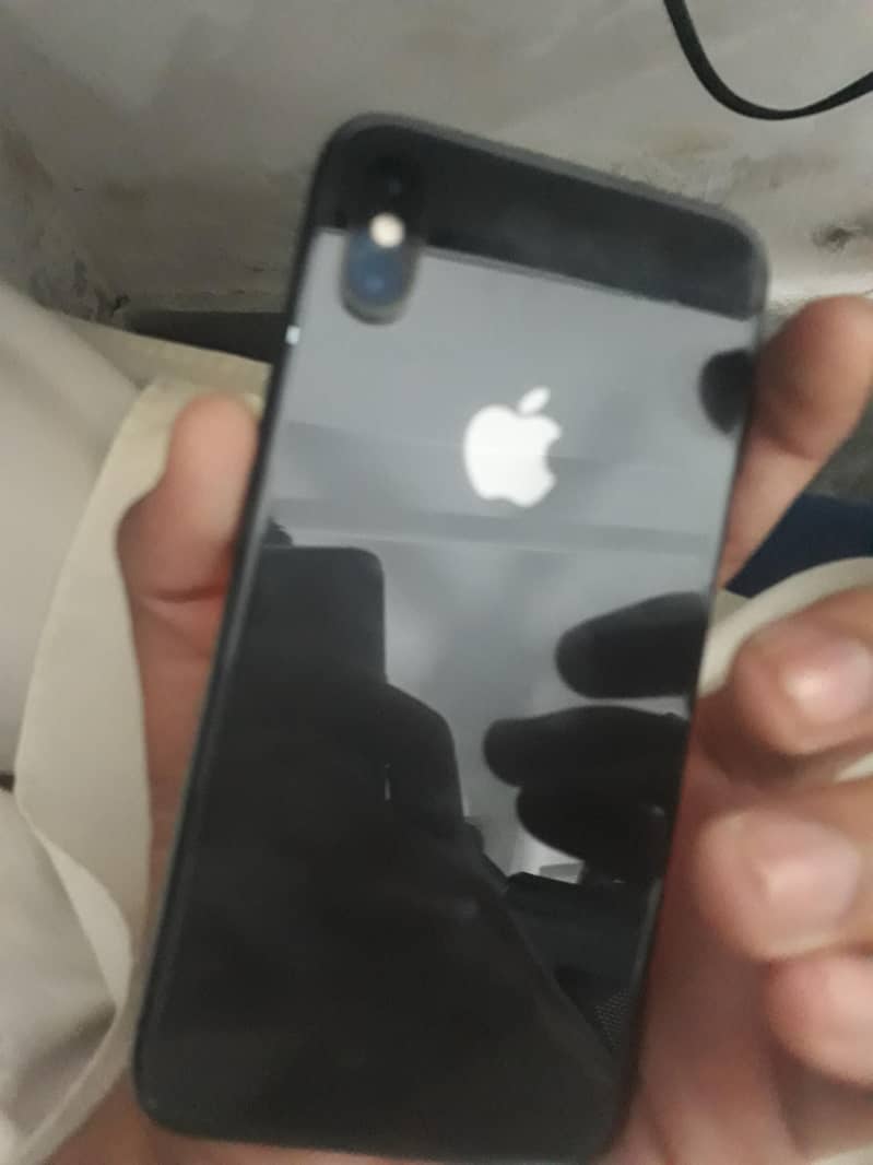 Apple iPhone XS 12