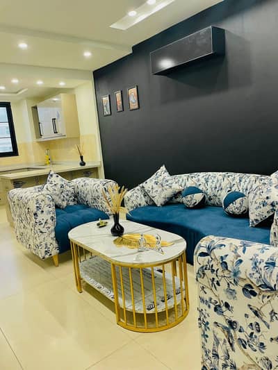 One bed luxury appartment available on daily basis and monthly