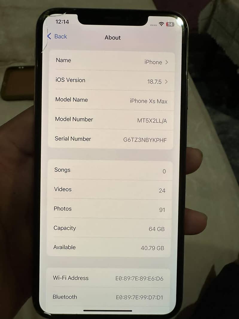 Apple iPhone XS Max 7