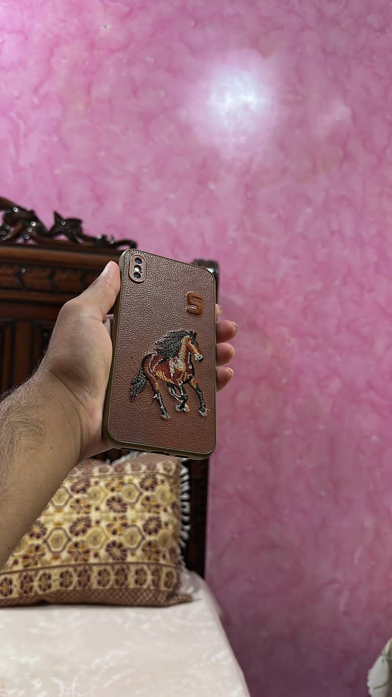 Apple iPhone XS Max 9