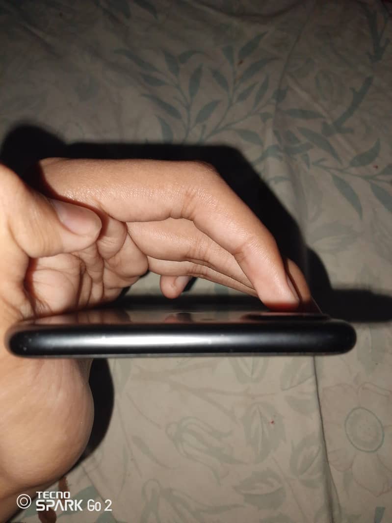 Apple iPhone 7 Plus 2