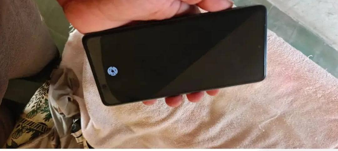 Tecno CAMON 20 Premier 1
