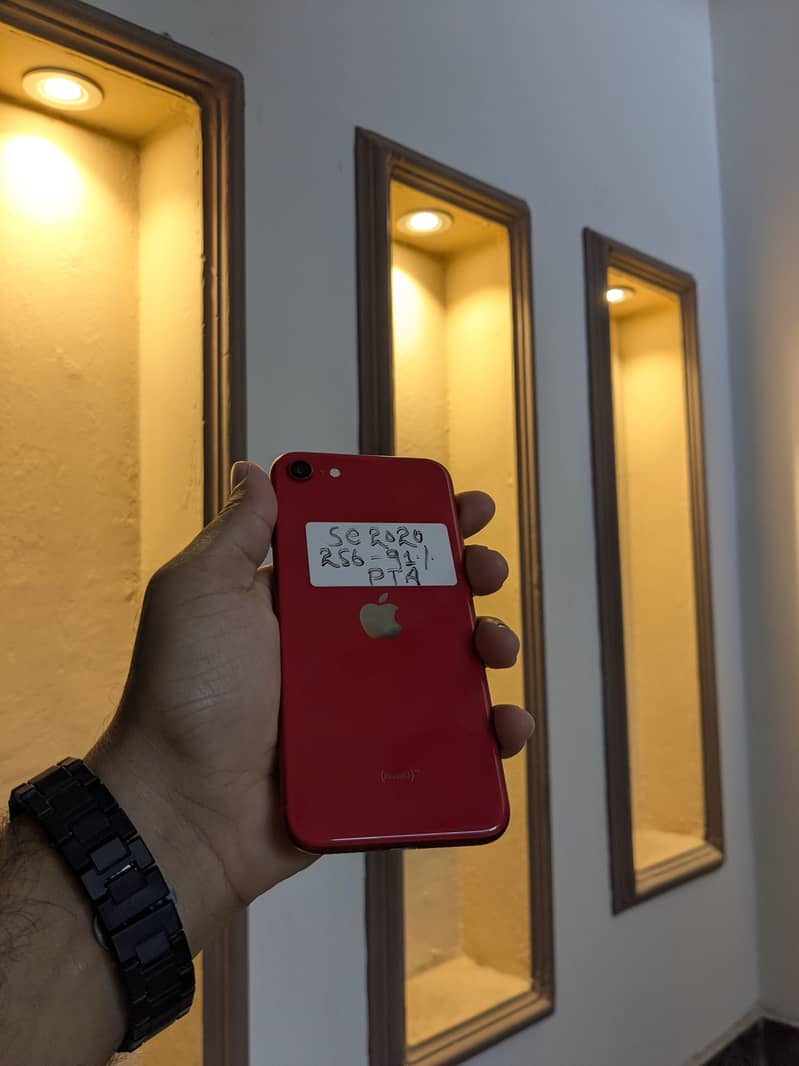 Apple iPhone SE 3