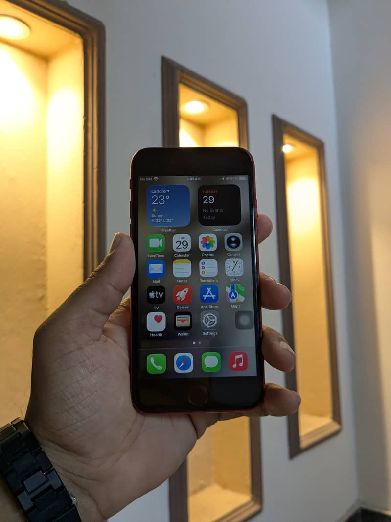 Apple iPhone SE 4