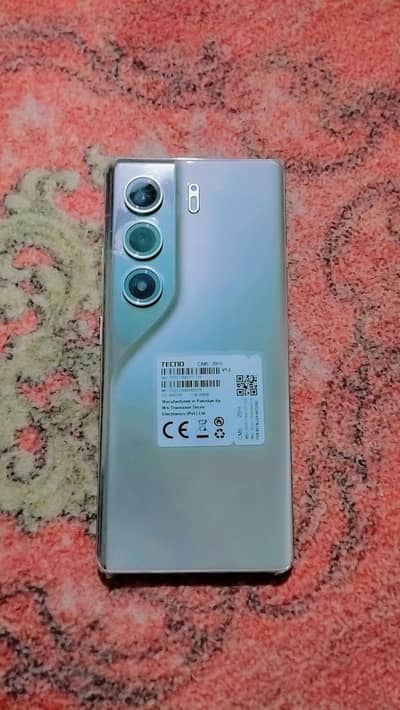 Tecno CAMON 40 Pro