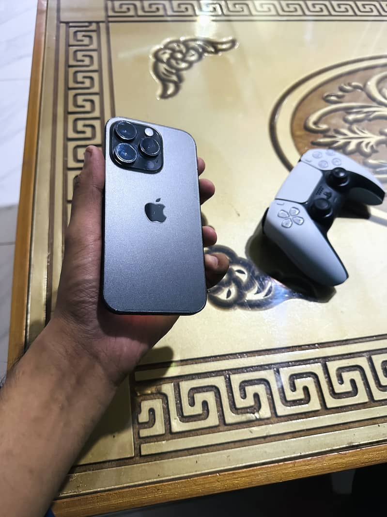 Apple iPhone 14 Pro 2