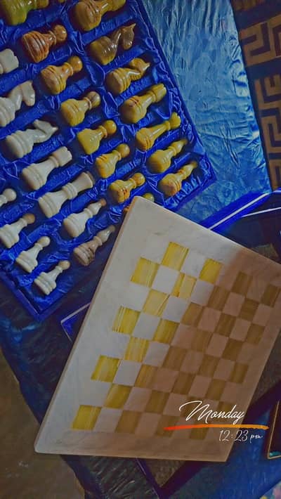 Marble Chessboard and marbel piece. Exchange with wooden chess board