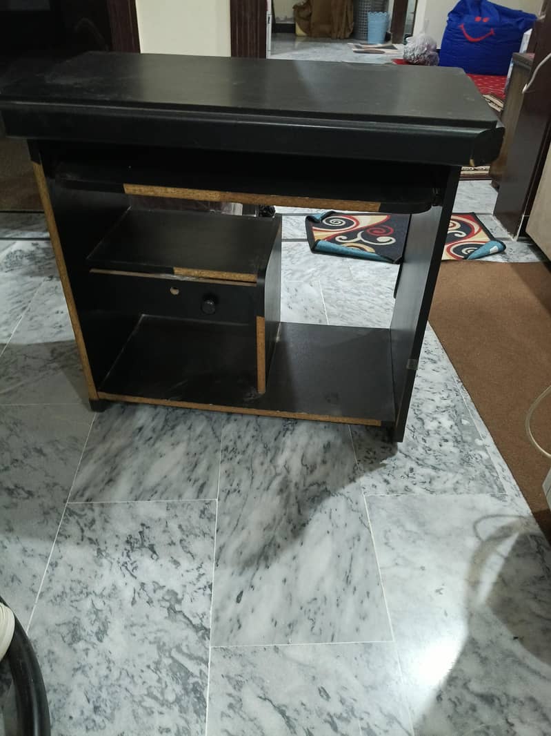 computer table 1