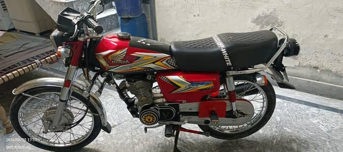 honda 125 24/25 model new condition