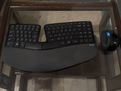 Microsoft sculpt Keyboard and Mouse original set.